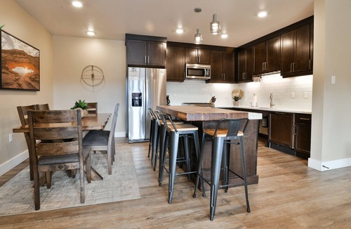 Moab South Valley Condo | C1 (ADA unit) and C4 Combo SageCreek Resort - Pool