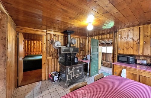 Gould Cabin | Cabin #1 Charming 2-bedroom rustic cabin in Gould perfect for a getaway