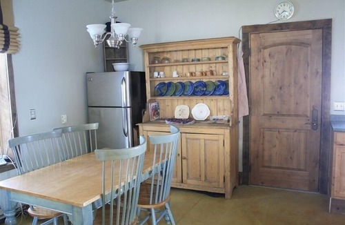 New Castle Cabin | Cabin on Porter Ranch