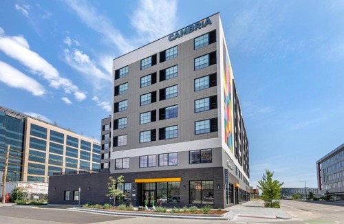 River North Art District Hotel | Cambria Hotel Denver Downtown RiNo