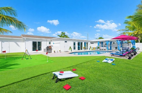 Golfview Harbor House | Canal, Htd Pool, Putt-Putt, Pergola, Air Hockey