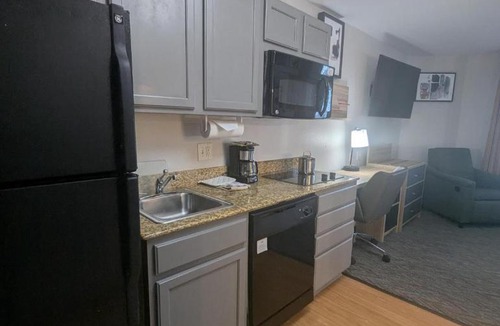 Loveland Hotel | Candlewood Suites Loveland by IHG