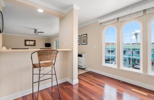 Capitola Apartment | Capitola Vista #2- dog friendly