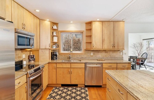 Carbondale House | Carbondale Creekside Rancher - Fishing Access