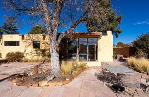 Santa Fe House | Casa Amarilla