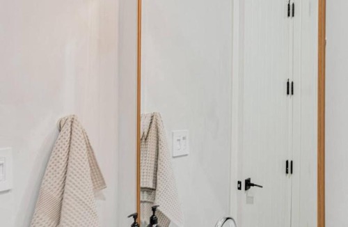 Santa Barbara Apartment | Casa Castillo - Boutique Suites in Downtown Santa Barbara