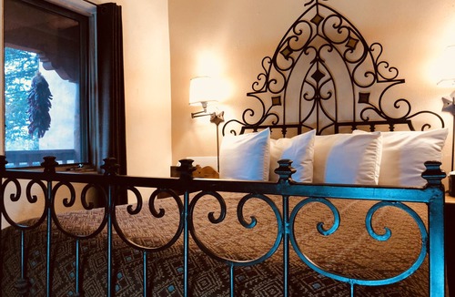 Northeast Santa Fe Bed & Breakfast | Casa Cuma Bed & Breakfast