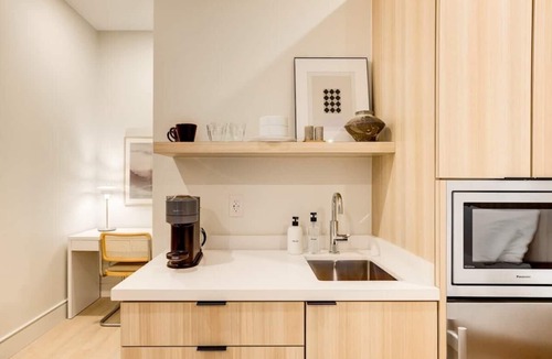 Santa Barbara Apartment | Casa De La Vina Studio 8