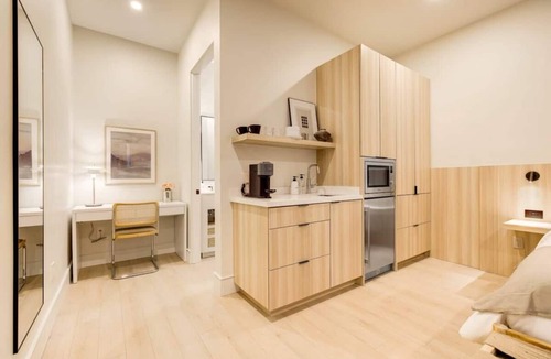 Santa Barbara Apartment | Casa De La Vina Studio 8