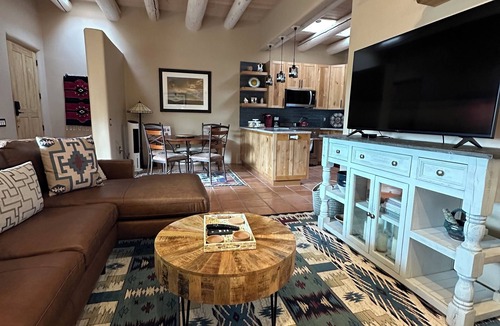 El Prado Condo | Casa Feliz is waiting for you!