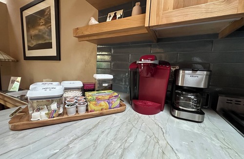 El Prado Condo | Casa Feliz is waiting for you!
