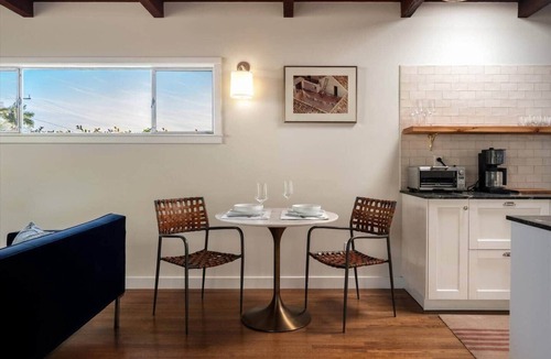 Laguna House | Casa Nopal 1 BD Cottage in Santa Barbara