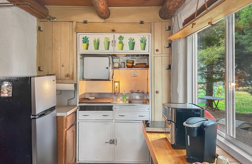 Grand Junction House | Casita Adobe Pets Gardens Studio