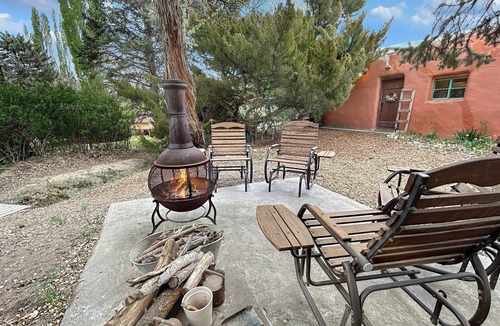 Grand Junction House | Casita Adobe Pets Gardens Studio