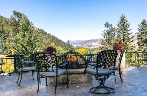 Eagle-Vail House | Castle in the Clouds Stunning Views