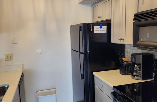 Gypsum House | Catawba Island large 2 bedroom with dock
