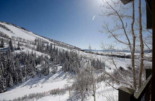 Steamboat Springs Condo | CB317 | Spectacular Views | Pool and Hot Tub | Ski In/Out | Winter Shuttle