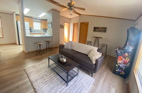 Norwalk House | CEDAR POINT/KALAHRI/SPORT PARK/ARCADE FUN!