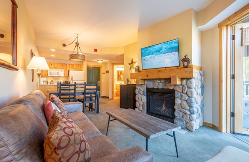 Copper Mountain Village Condo | Center Village One Bedroom, Free Wifi, Free Underground Parking