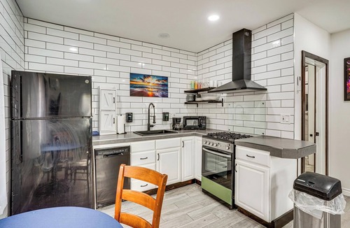 Huntington Beach Apartment | Central SoCal Hub! Studio Near Beach & Hospitals