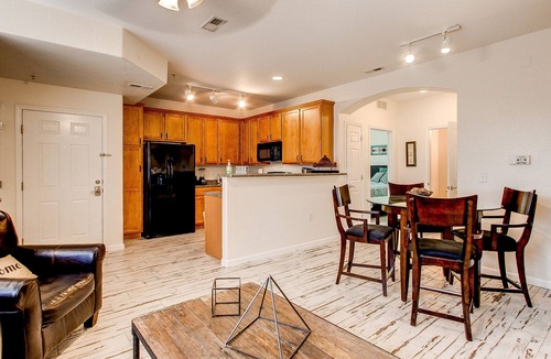 Foxfield Condo | Centrally located Condo on the main floor in Centennial/Parker Area