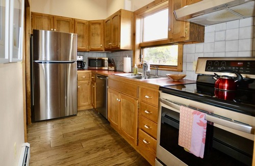 Estes Park Ski Chalet | Chalet Thulite - 5 mins to town & next-door to Rocky Mountain National Park