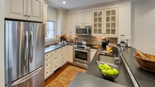 Highlands Townhomes House | Chalet Verve