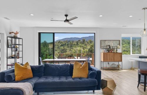 Glen Ellen House | Chardonnay Getaway