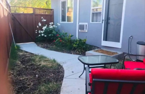 Blackford House | Charming 1-bedroom house in superb San Jose with AC, WiFi