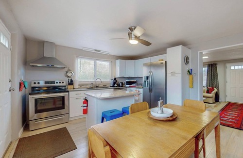 Citizens Imp Comm Of Martineztown House | Charming 1-bedroom remodeled Downtown Home