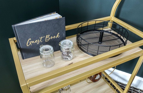 Canton House | Charming 1920s Era HOF Getaway