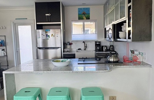 Hillsboro Beach Villa | Charming 2-bedroom villa in superb Hillsboro Beach oceanfront resort.