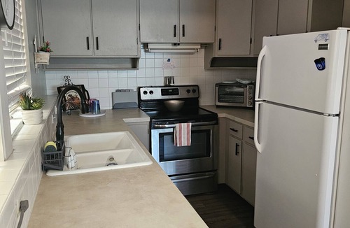 Windsor Apartment | Charming 2-bedroom apartment with AC, WIFI, Security Cameras at entrances.