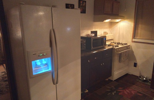Lake Breeze Park House | Charming 2-bedroom house in delightful Madison with AC