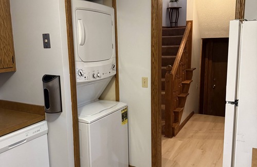 Meyers Lake House | Charming 2-bedroom house with WiFi, AC in fabulous Canton
