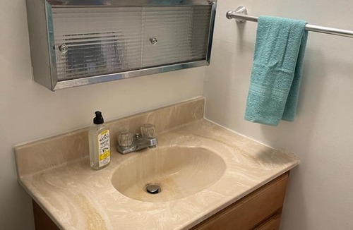 Cheyenne Apartment | Charming 2-Bedroom House for a Peaceful Getaway