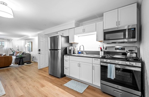 Southeast House | Charming 2-bedroom house in Denver Area - Near Tech Center > 30 day min. Rental>