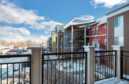 Greeley Apartment | Charming 2-Bedroom Retreat Near UNC and DT