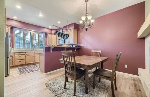 Littleton House | Charming 2-bedroom townhome Fully Furnished 60+ Day Rental