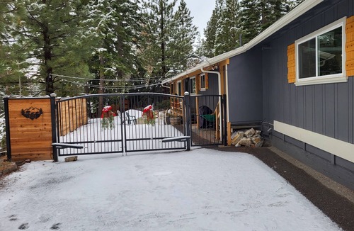 Upper Kingsbury House | Charming 3-bd home w/skiing, hiking, downtown activities close by. Pets ok