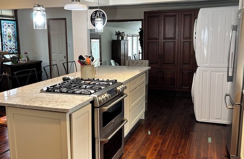 Fairport Harbor House | Charming 3-bedroom house with WiFi and AC in Fairport Harbor