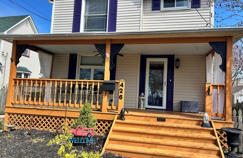 Fairport Harbor House | Charming 3-bedroom house with WiFi and AC in Fairport Harbor
