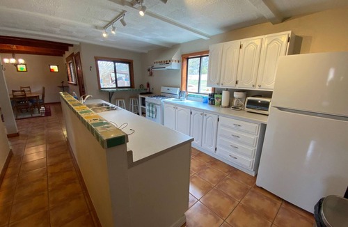 Lewis House | Charming 3 bedroom Ranch in scenic McElmo Canyon