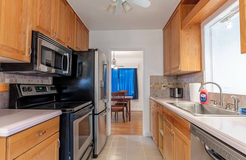 Nob Hill House | Charming 3-bedroom house Albuquerque with game room and back yard
