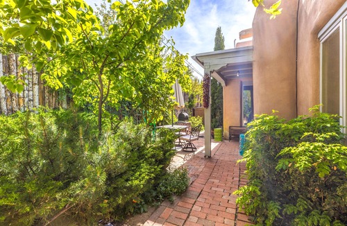 South Capitol Condo | Charming Adobe Near Historic Plaza