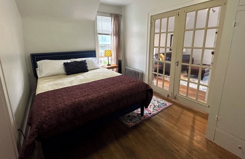 Historic Fort Collins High School Apartment | Charming And Gorgeous 1 Bedroom Unit In Old Town