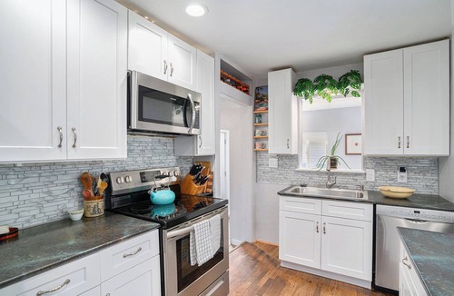 Loveland House | Charming Downtown Home - Walk to Restaurants, Breweries & The Foundry