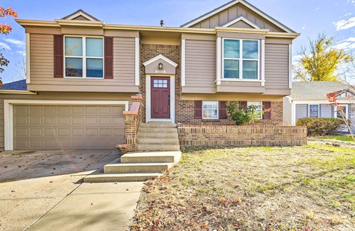 Seven Hills House | Charming Family Home ~ 17 Mi to Dtwn Denver!