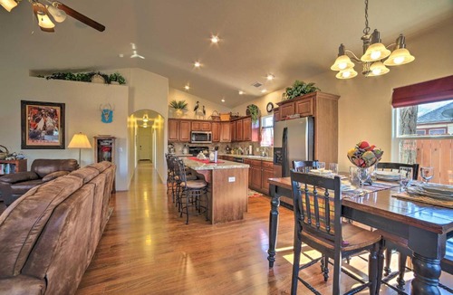 Fruita House | Charming Fruita Home - Walk to Downtown!