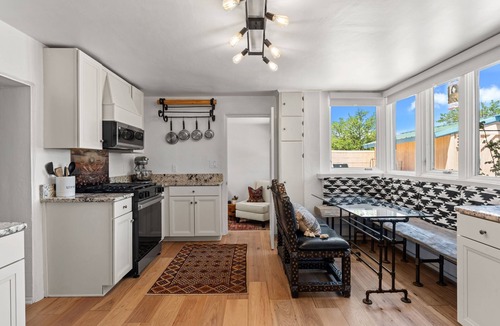 Downtown Santa Fe House | Charming SF Railyards home w beautiful outdoor spaces, fireplace, chef’s kitchen